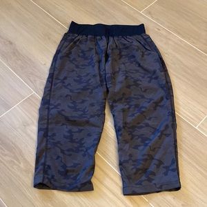LULULEMON CROPPED PANTS-~8